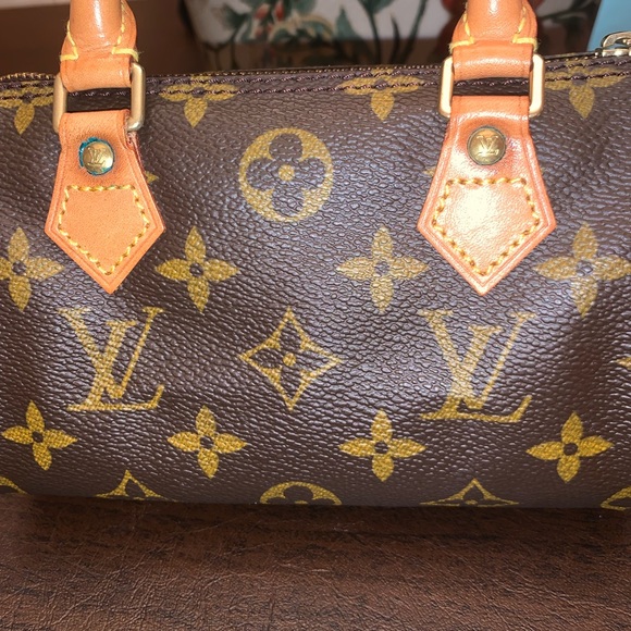 Authentic Louis Vuitton Speedy HL (Rare) - Picture 8 of 14